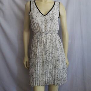 NEW GUESS WOMENS BLACK AND WHITE DRESS SZ M